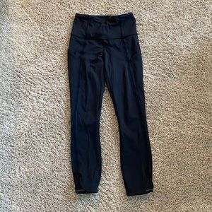 Lulu cropped leggings